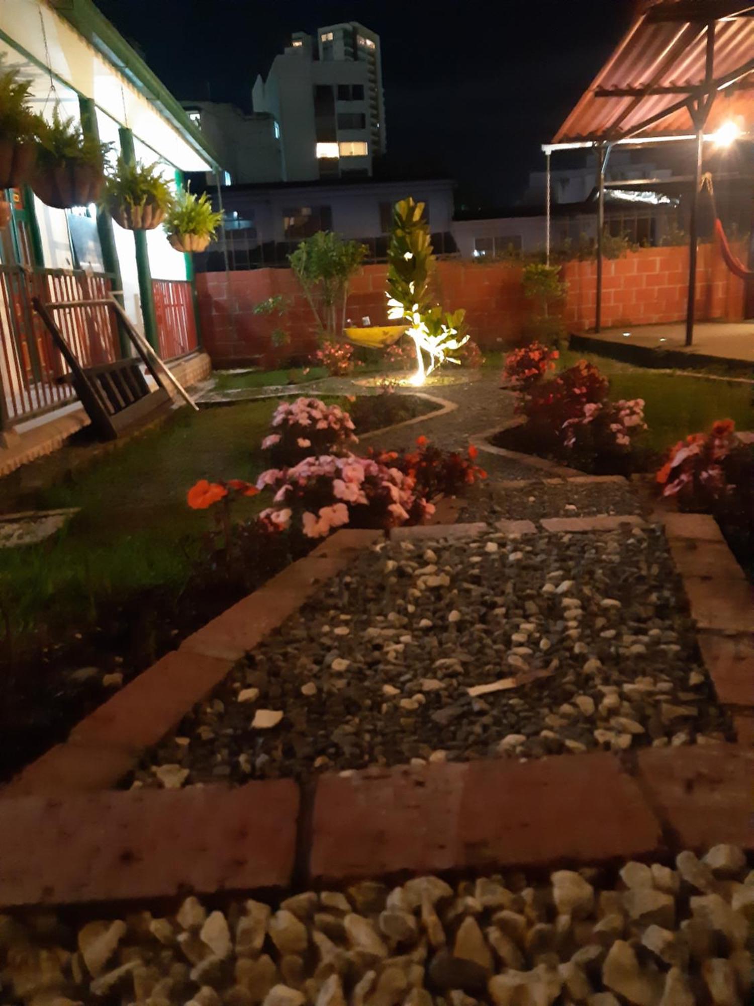 Ayenda Mountain Hostels Manizales Exteriör bild